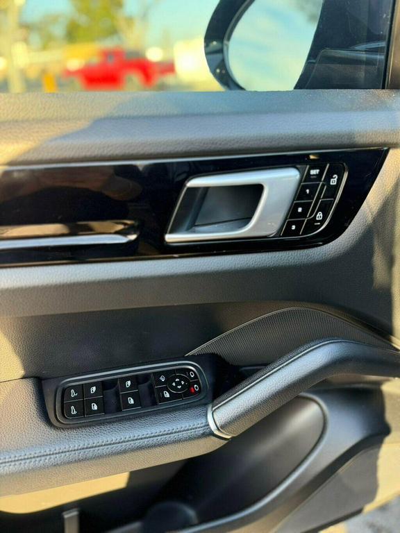 used 2019 Porsche Cayenne car, priced at $32,990