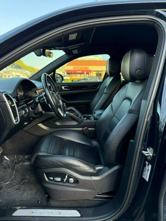 used 2019 Porsche Cayenne car, priced at $32,990