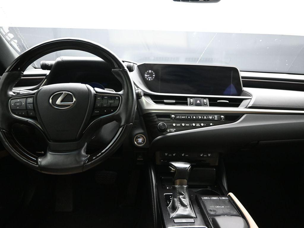 used 2020 Lexus ES 350 car, priced at $31,500