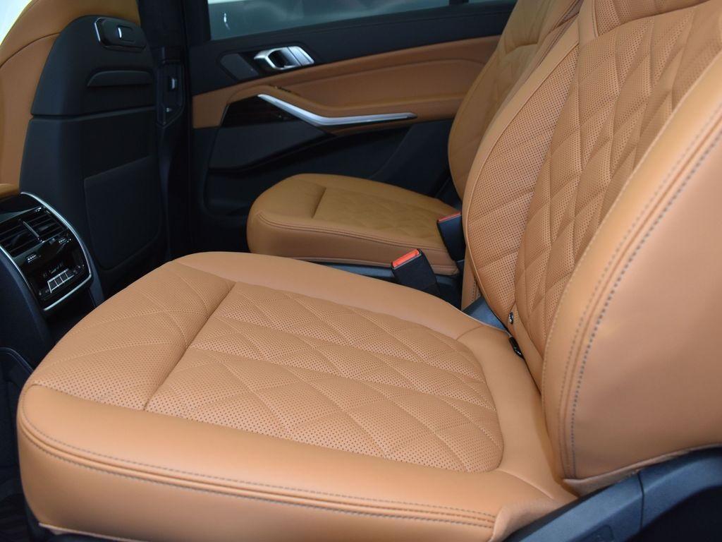 new 2026 BMW X7 car, priced at $101,840