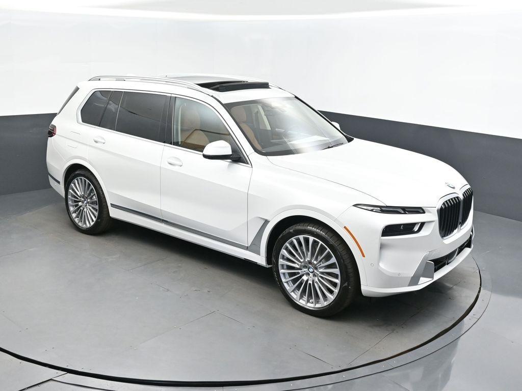 new 2026 BMW X7 car, priced at $93,665