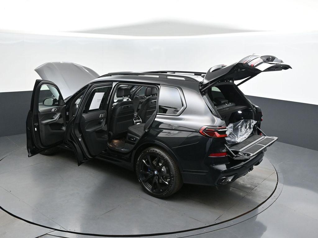 new 2026 BMW X7 car, priced at $101,265