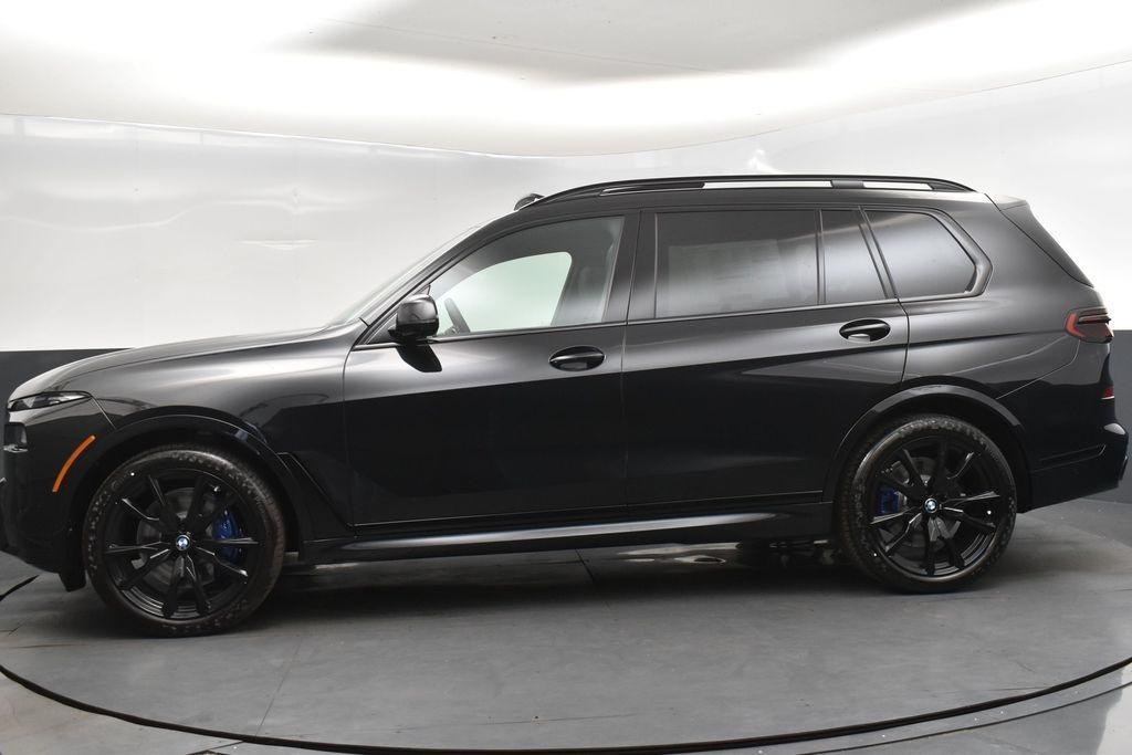 new 2026 BMW X7 car, priced at $101,265