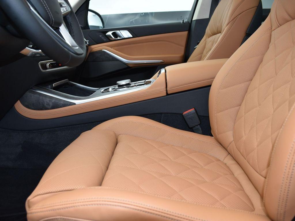 new 2026 BMW X7 car, priced at $97,135