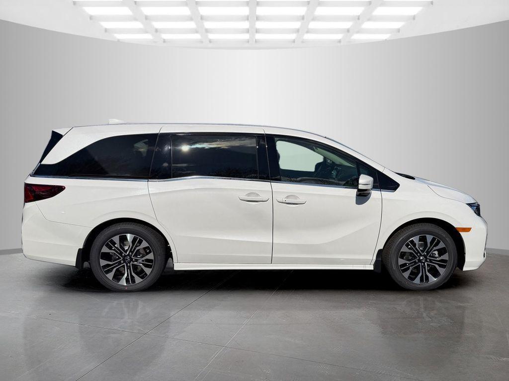 new 2026 Honda Odyssey car, priced at $41,845