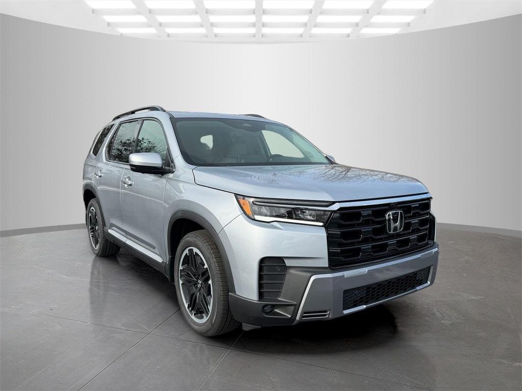 new 2026 Honda Pilot car, priced at $53,790