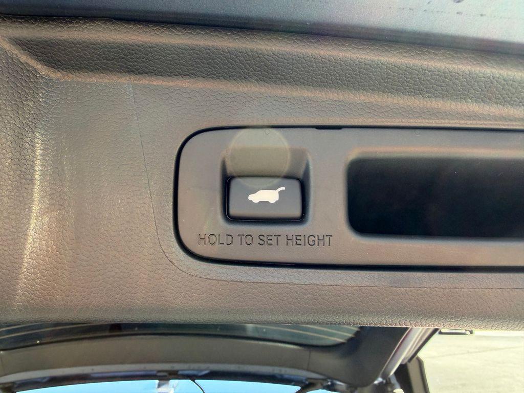 new 2026 Honda CR-V Hybrid car, priced at $39,175