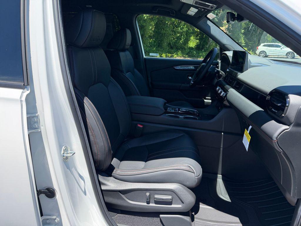 new 2026 Honda Passport car, priced at $54,300