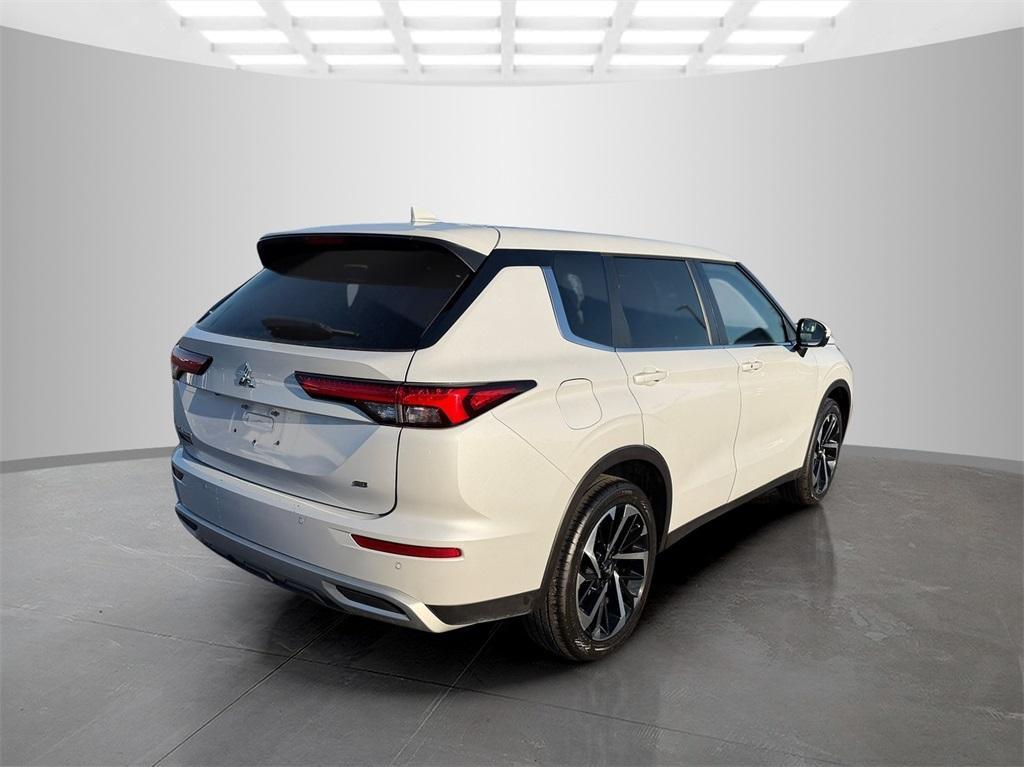 used 2024 Mitsubishi Outlander car, priced at $21,750