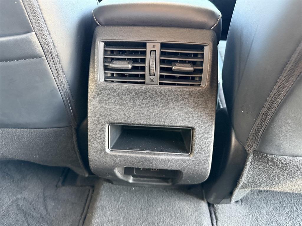 used 2024 Mitsubishi Outlander car, priced at $21,750