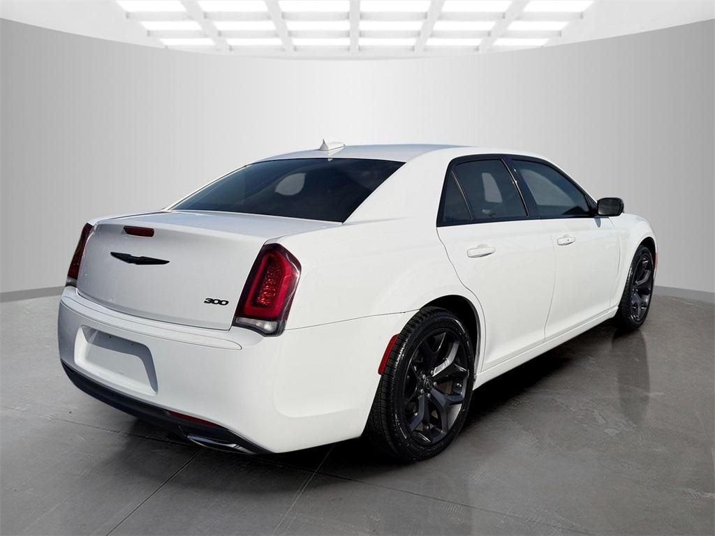 used 2022 Chrysler 300 car, priced at $23,250