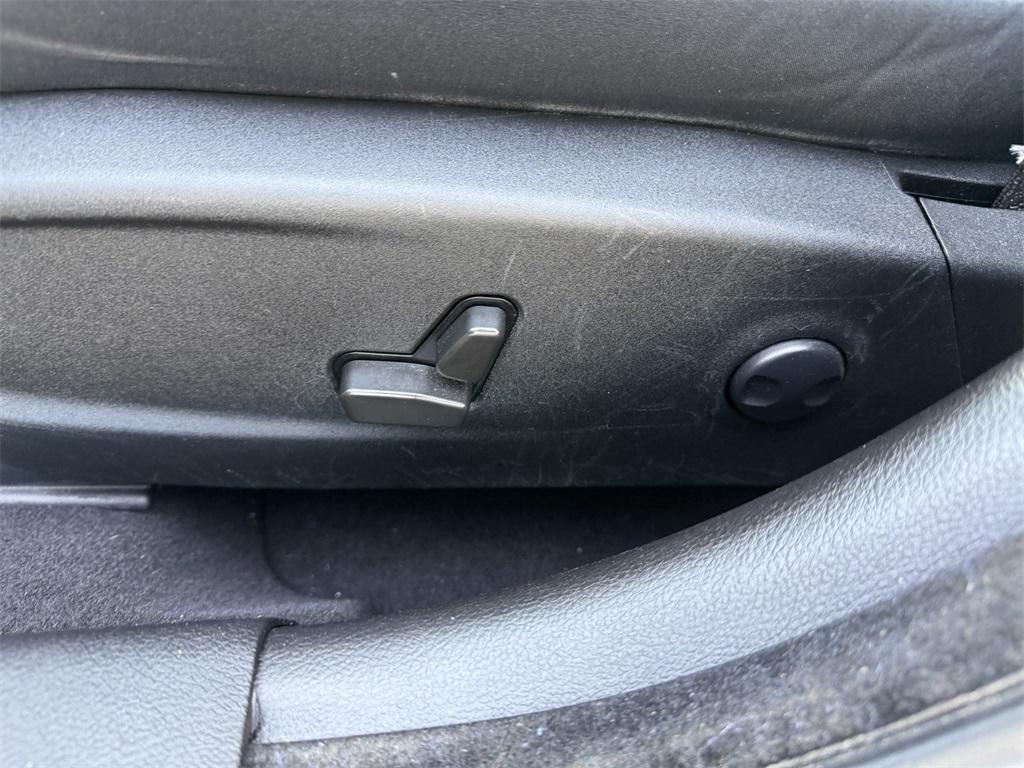 used 2022 Chrysler 300 car, priced at $23,250