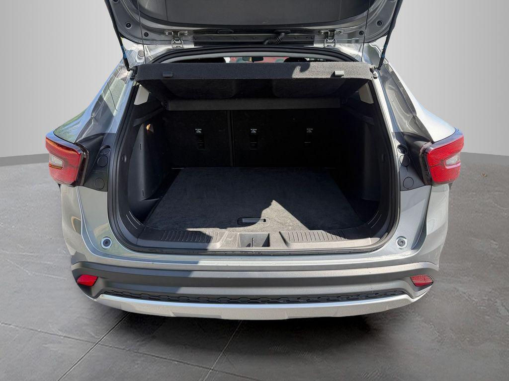 used 2025 Chevrolet Trax car, priced at $20,000
