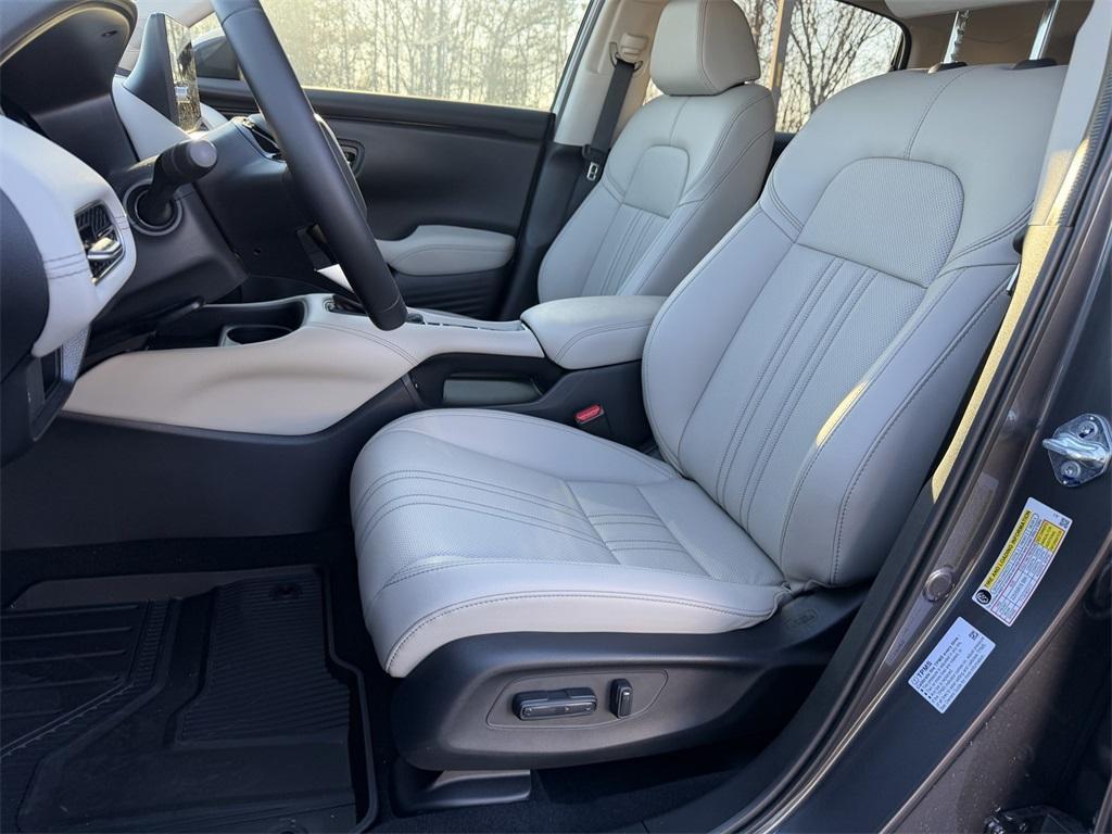 new 2026 Honda HR-V car, priced at $29,000