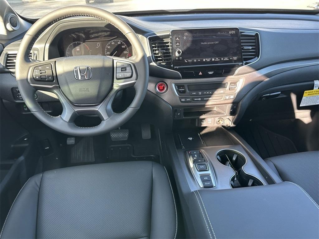 new 2025 Honda Ridgeline car, priced at $39,180