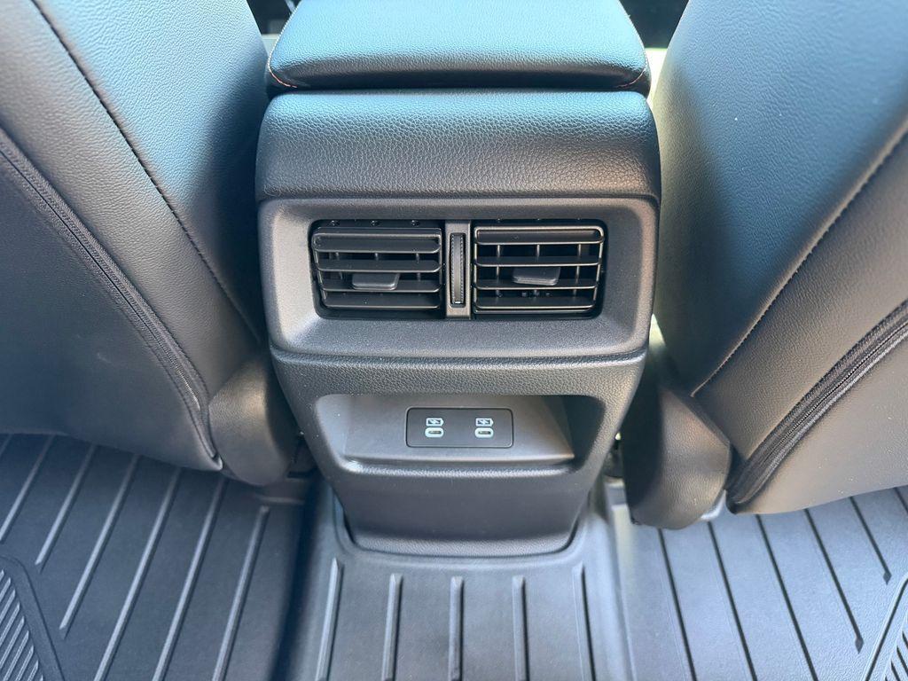 new 2026 Honda CR-V Hybrid car, priced at $39,175