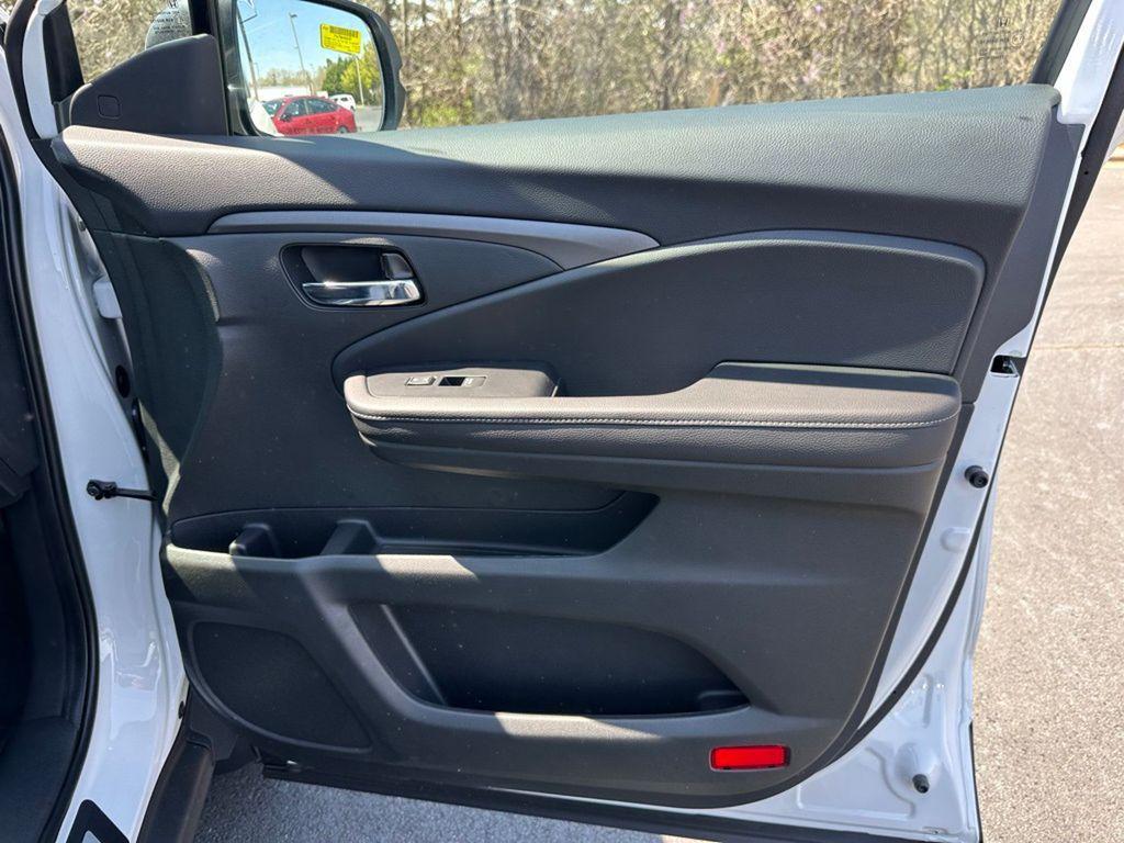 new 2025 Honda Ridgeline car, priced at $42,485
