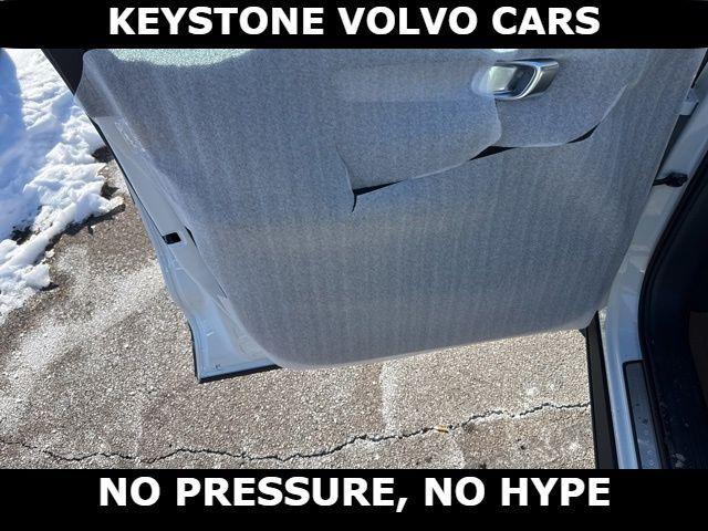 new 2026 Volvo XC40 car, priced at $48,748