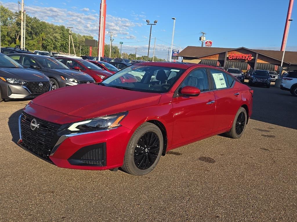new 2025 Nissan Altima car, priced at $29,295