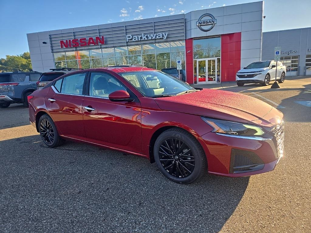 new 2025 Nissan Altima car, priced at $29,295
