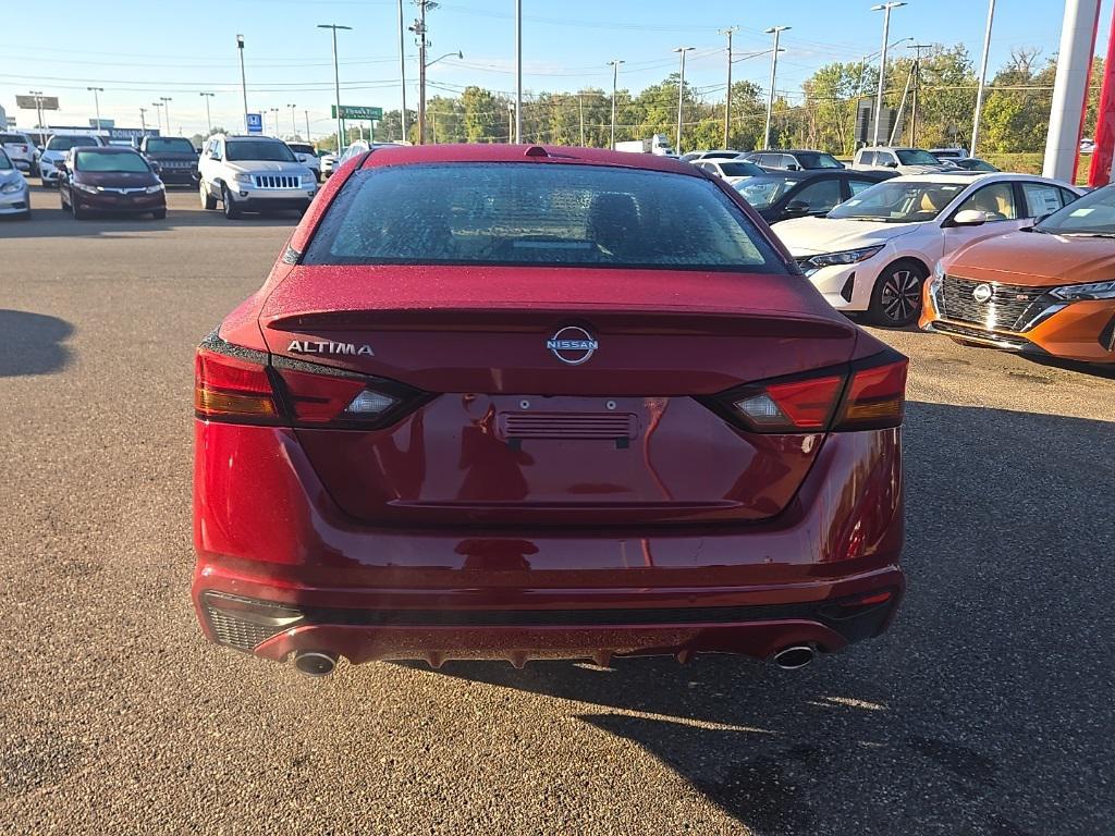 new 2025 Nissan Altima car, priced at $29,295
