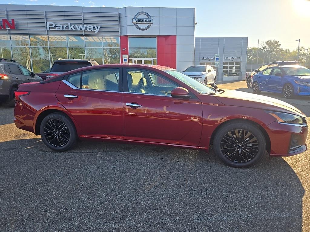 new 2025 Nissan Altima car, priced at $29,295