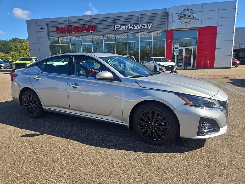 new 2025 Nissan Altima car, priced at $28,953