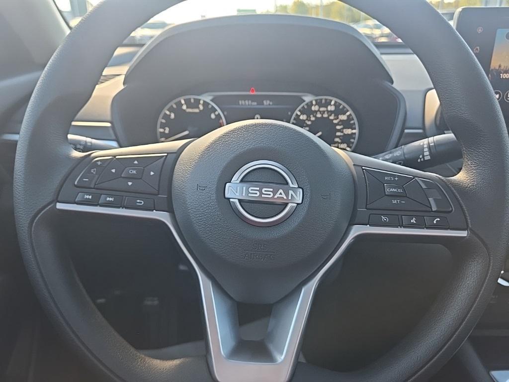 new 2025 Nissan Altima car, priced at $28,953
