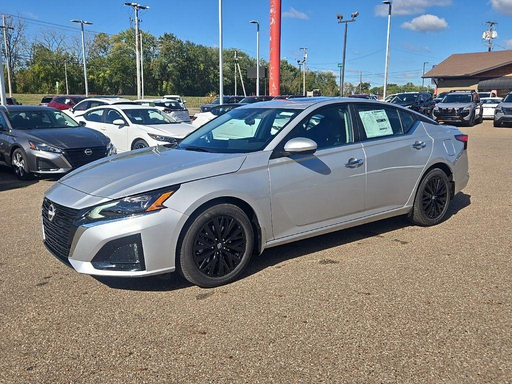 new 2025 Nissan Altima car, priced at $24,900
