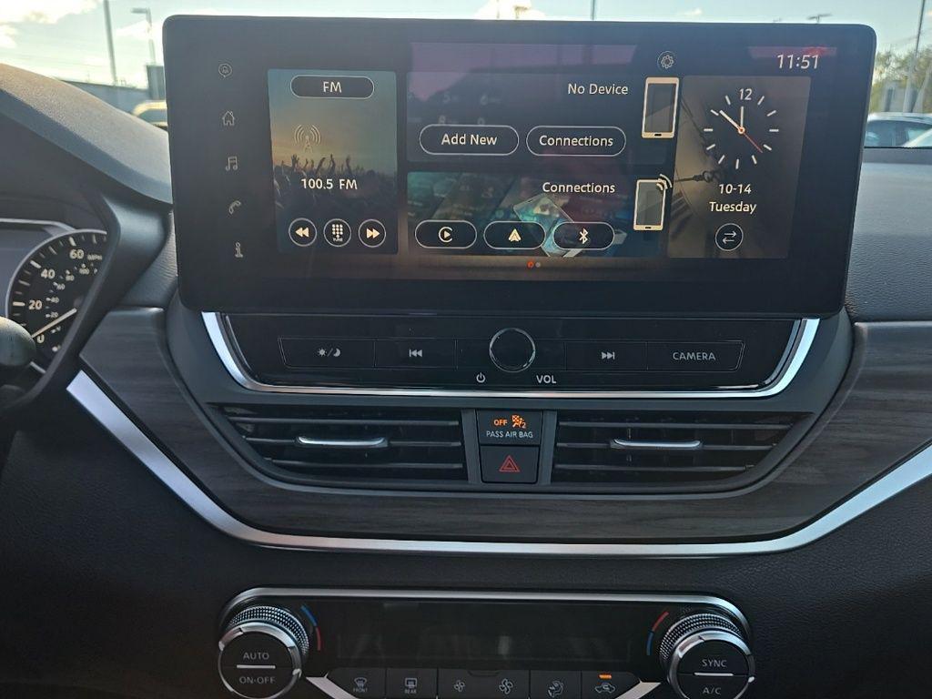 new 2025 Nissan Altima car, priced at $24,900