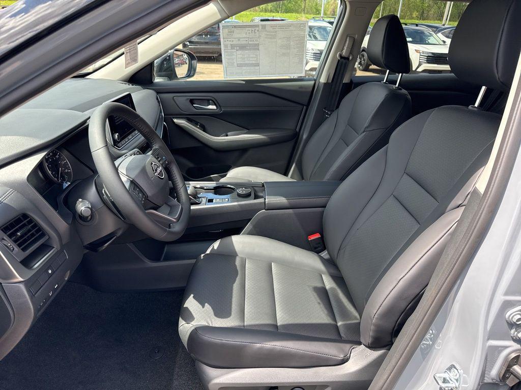 new 2026 Nissan Rogue car, priced at $33,098