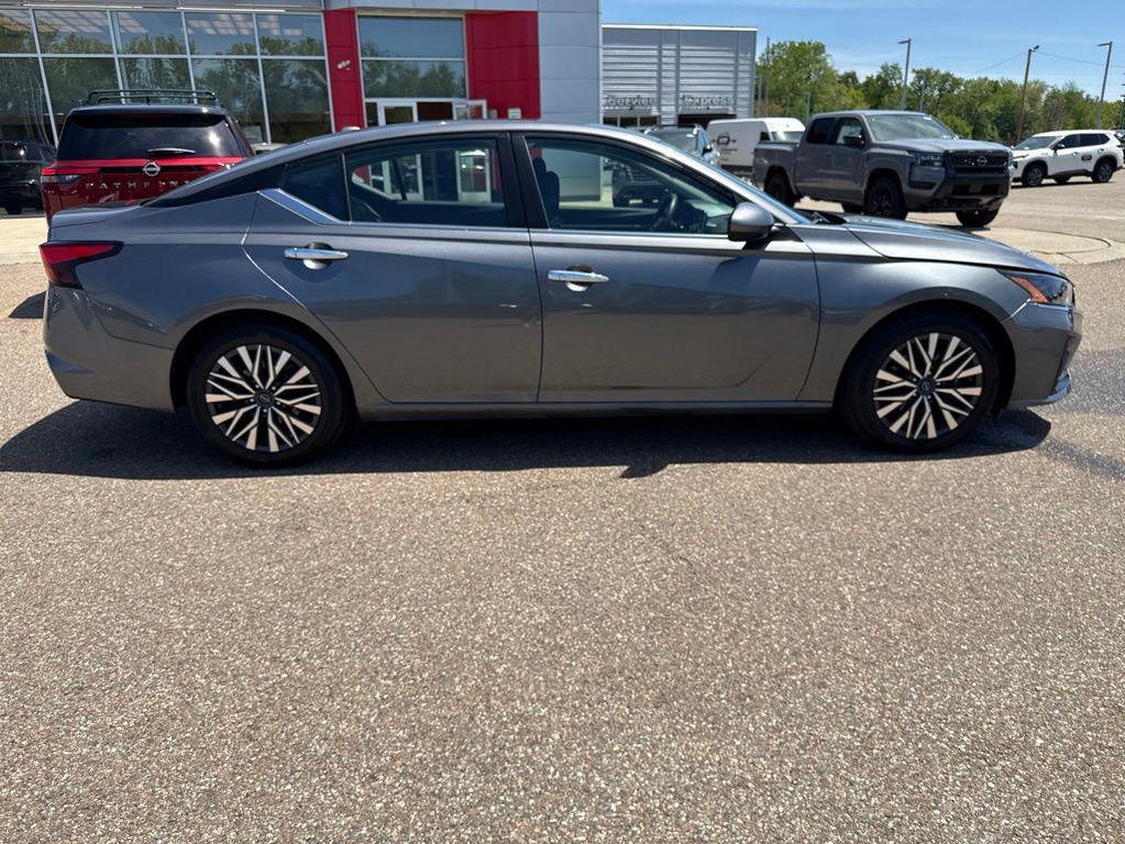 used 2023 Nissan Altima car, priced at $22,980