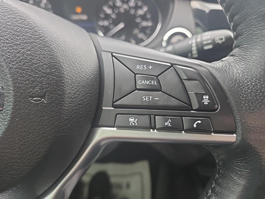 used 2018 Nissan Rogue car, priced at $12,879