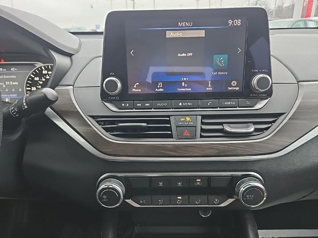 used 2023 Nissan Altima car, priced at $17,857