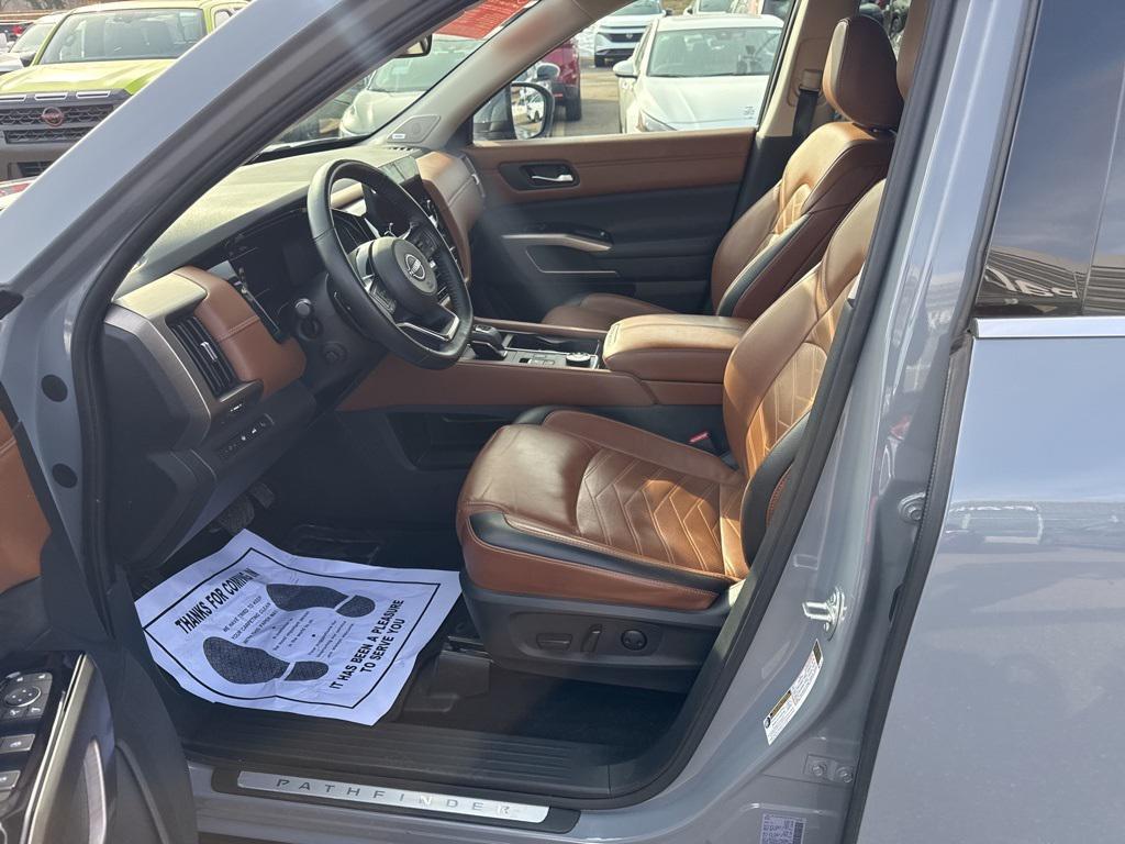 used 2023 Nissan Pathfinder car, priced at $36,985