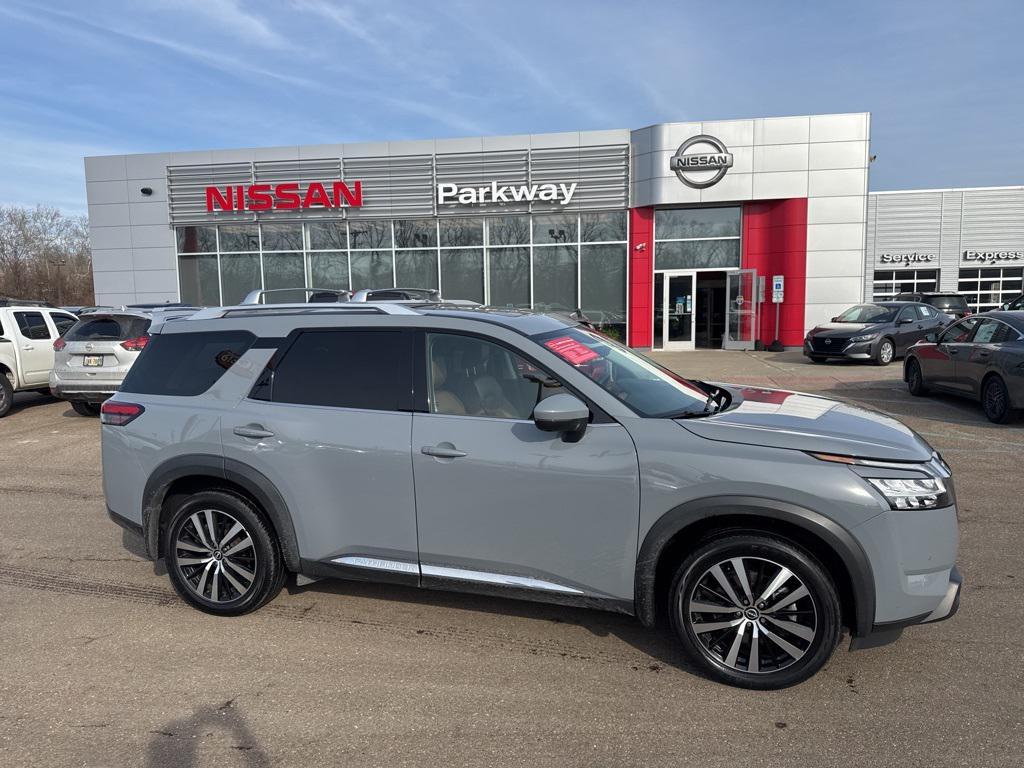 used 2023 Nissan Pathfinder car, priced at $36,985