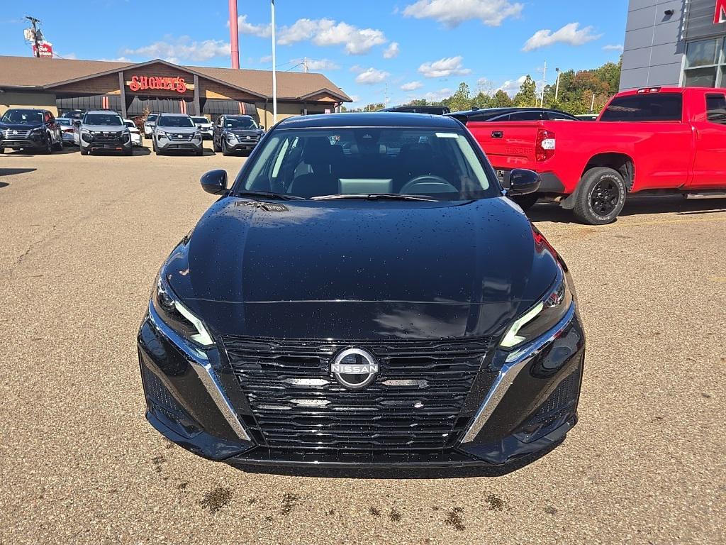 new 2025 Nissan Altima car, priced at $28,953