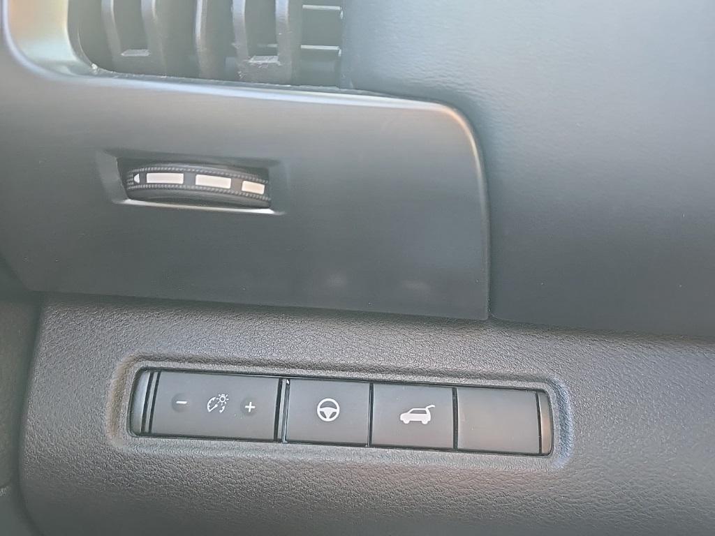 used 2022 Nissan Pathfinder car, priced at $27,985