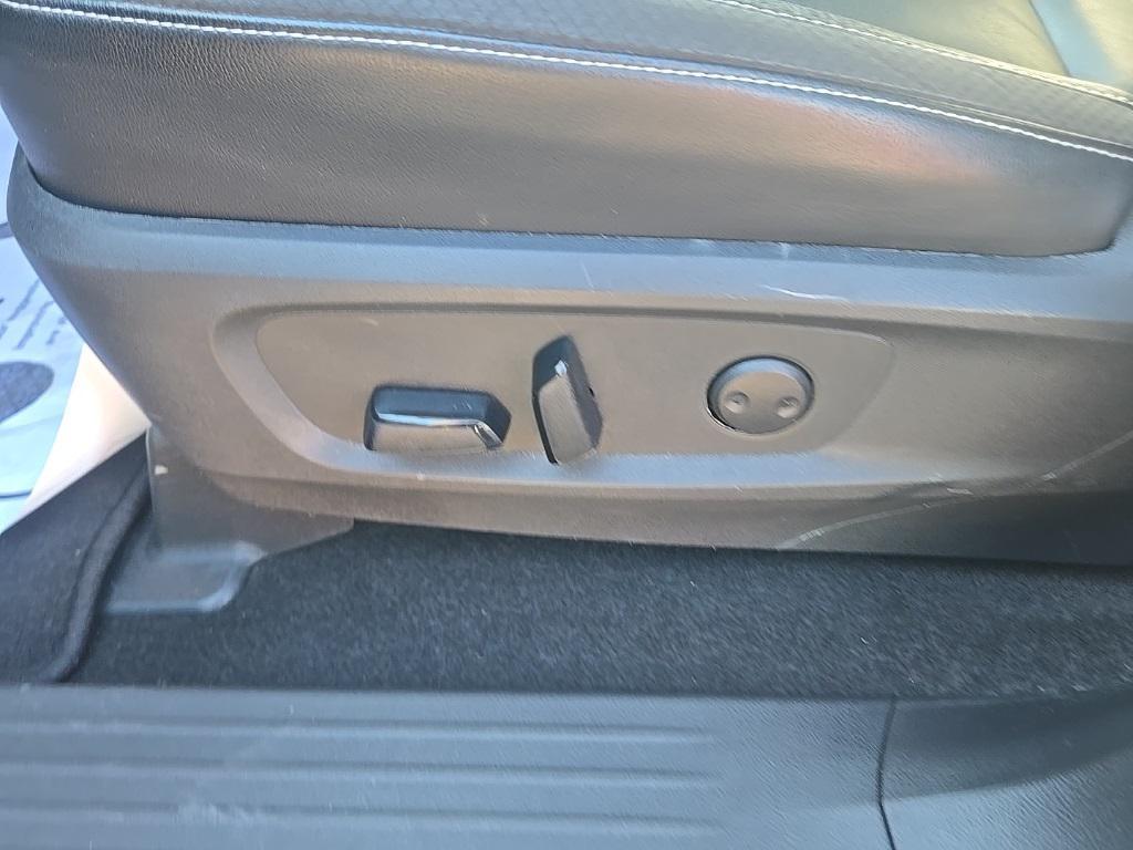 used 2022 Nissan Pathfinder car, priced at $27,985