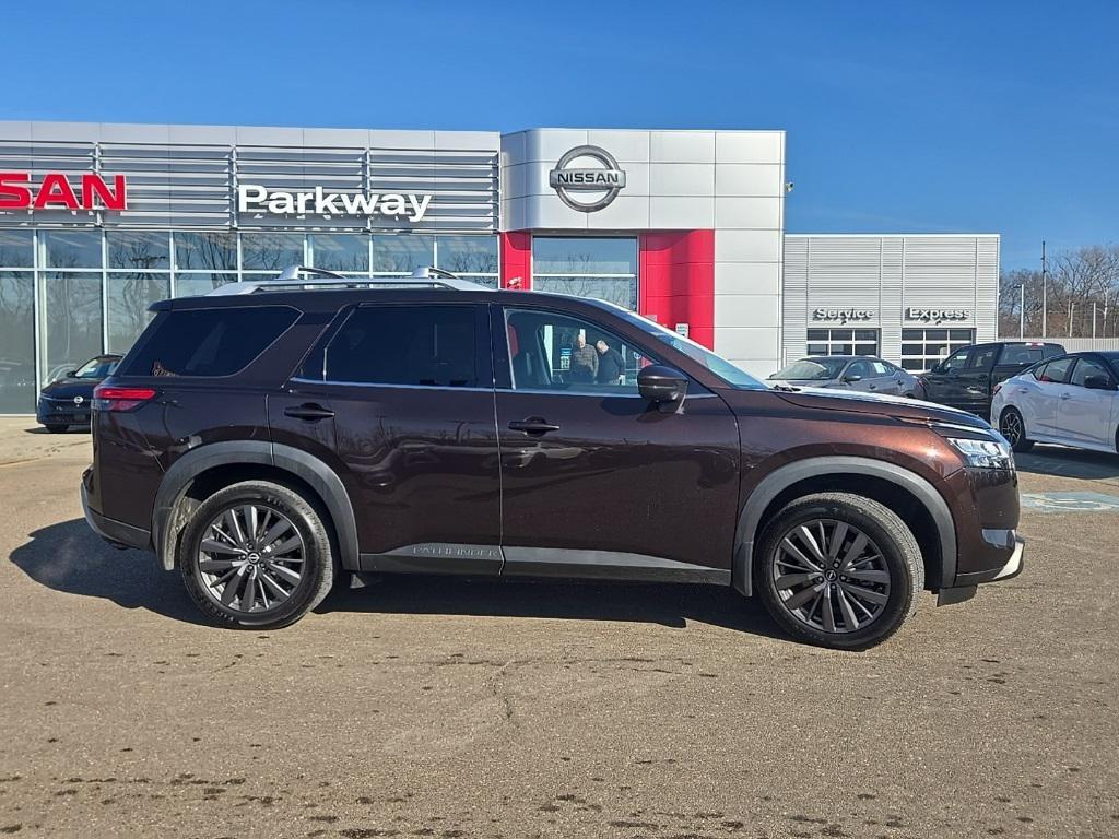 used 2022 Nissan Pathfinder car, priced at $27,985