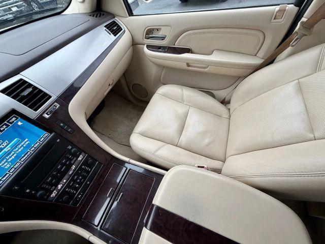 used 2007 Cadillac Escalade car, priced at $7,991