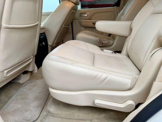 used 2007 Cadillac Escalade car, priced at $7,991