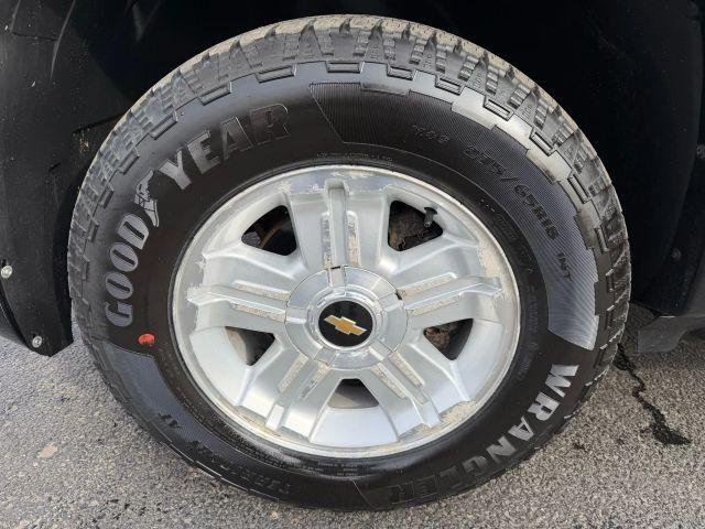 used 2013 Chevrolet Suburban car, priced at $13,900