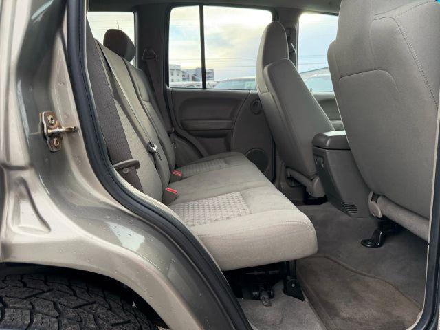 used 2006 Jeep Liberty car, priced at $5,900