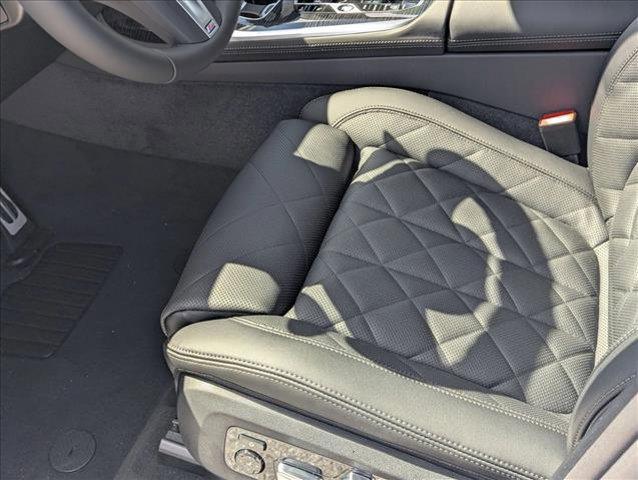 new 2026 BMW X7 car, priced at $100,800