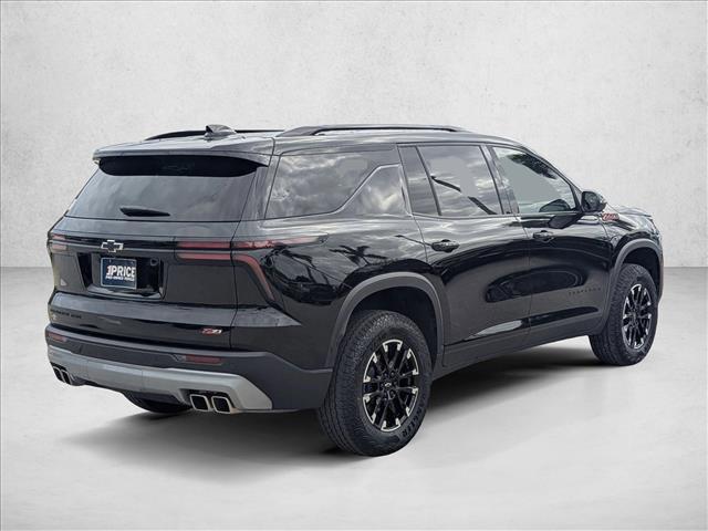 used 2024 Chevrolet Traverse car, priced at $37,622