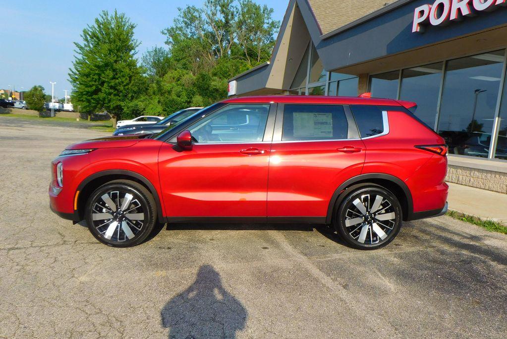 new 2025 Mitsubishi Outlander car, priced at $37,595