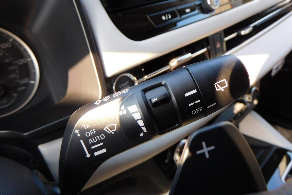 new 2025 Mitsubishi Outlander car, priced at $37,595