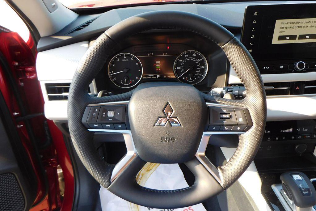 new 2025 Mitsubishi Outlander car, priced at $37,595