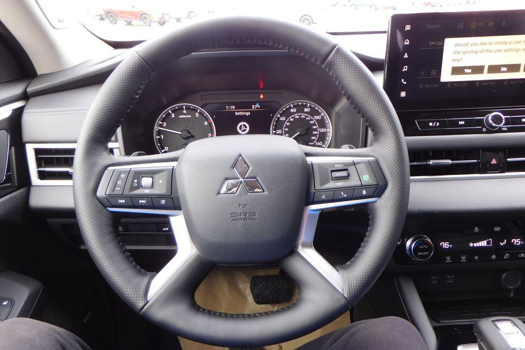 new 2026 Mitsubishi Outlander car, priced at $39,595